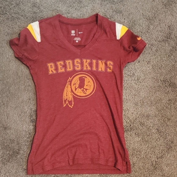 Nike Redskins Maroon T-Shirt - Picture 1 of 3